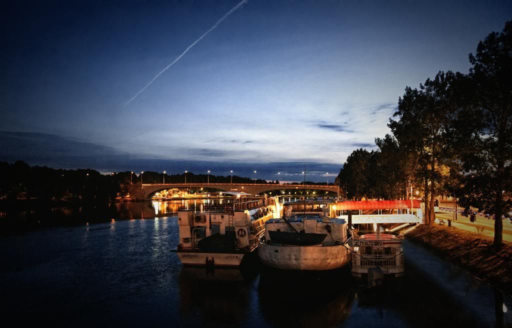 IMAGE: http://i1157.photobucket.com/albums/p590/dawickatwo/nigelboatttt_zps2e05c644.jpg