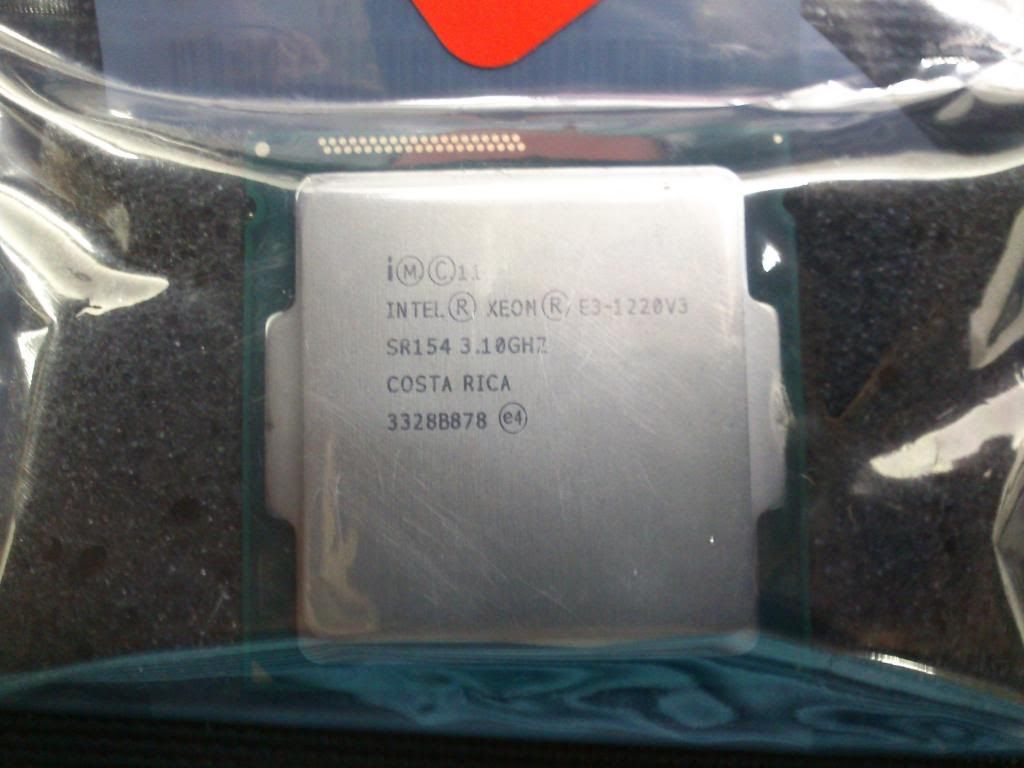 Xeon E5-2620, E3-1220v3, HP SAS 300GB 10K RPM - 2