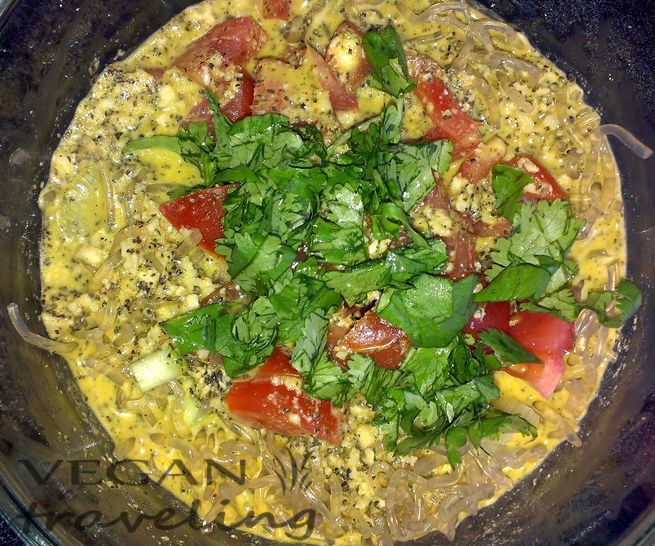 Raw Vegan Coconut Curry Sauce