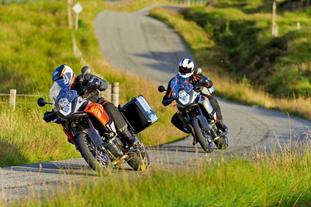 1190Adventure_action_09.jpg