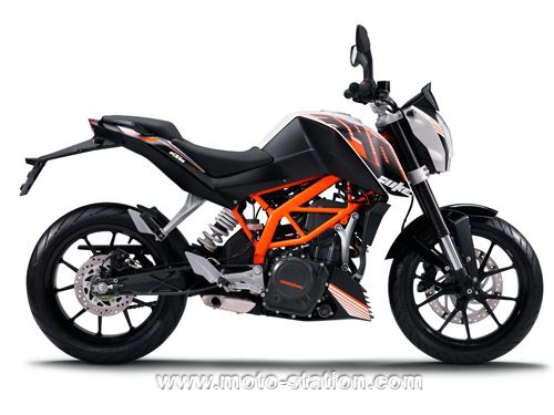 KTM_Duke_390_stpz.jpg