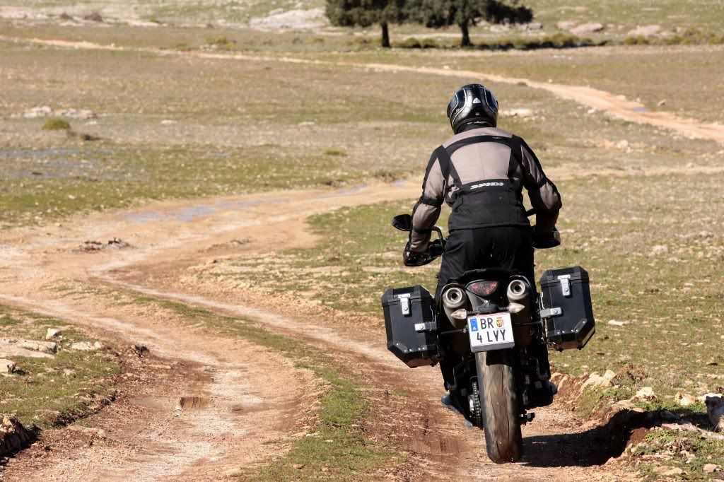 original_2011-KTM-990-SMT--17-.jpg